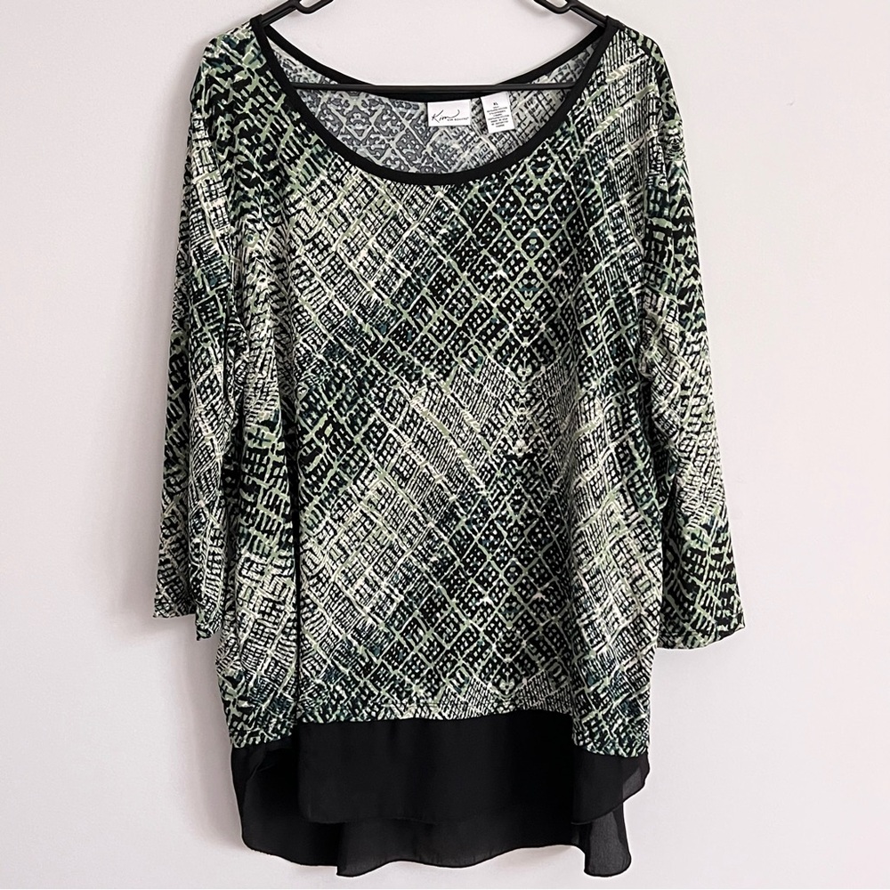 Kim Rogers Green and Black Snake Print Half Sleeve High Low Blouse